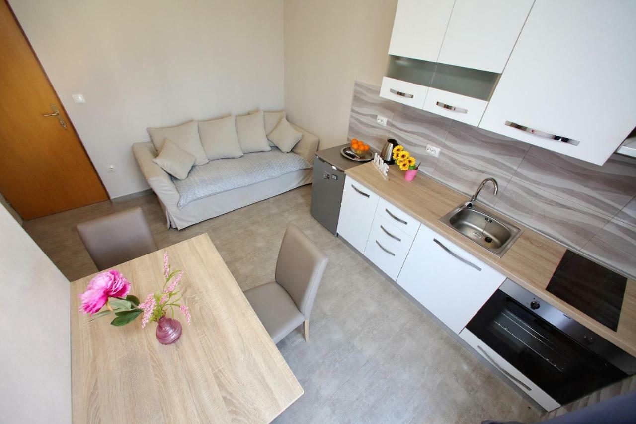 Sukošan Apartments Sonia מראה חיצוני תמונה