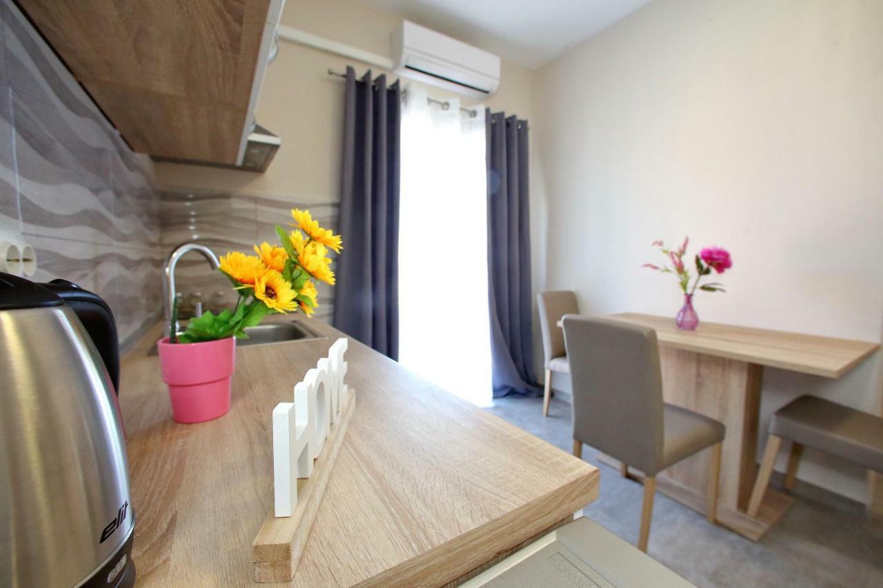 Sukošan Apartments Sonia מראה חיצוני תמונה