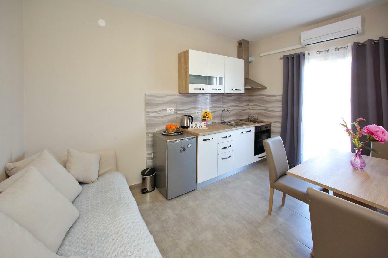 Sukošan Apartments Sonia מראה חיצוני תמונה